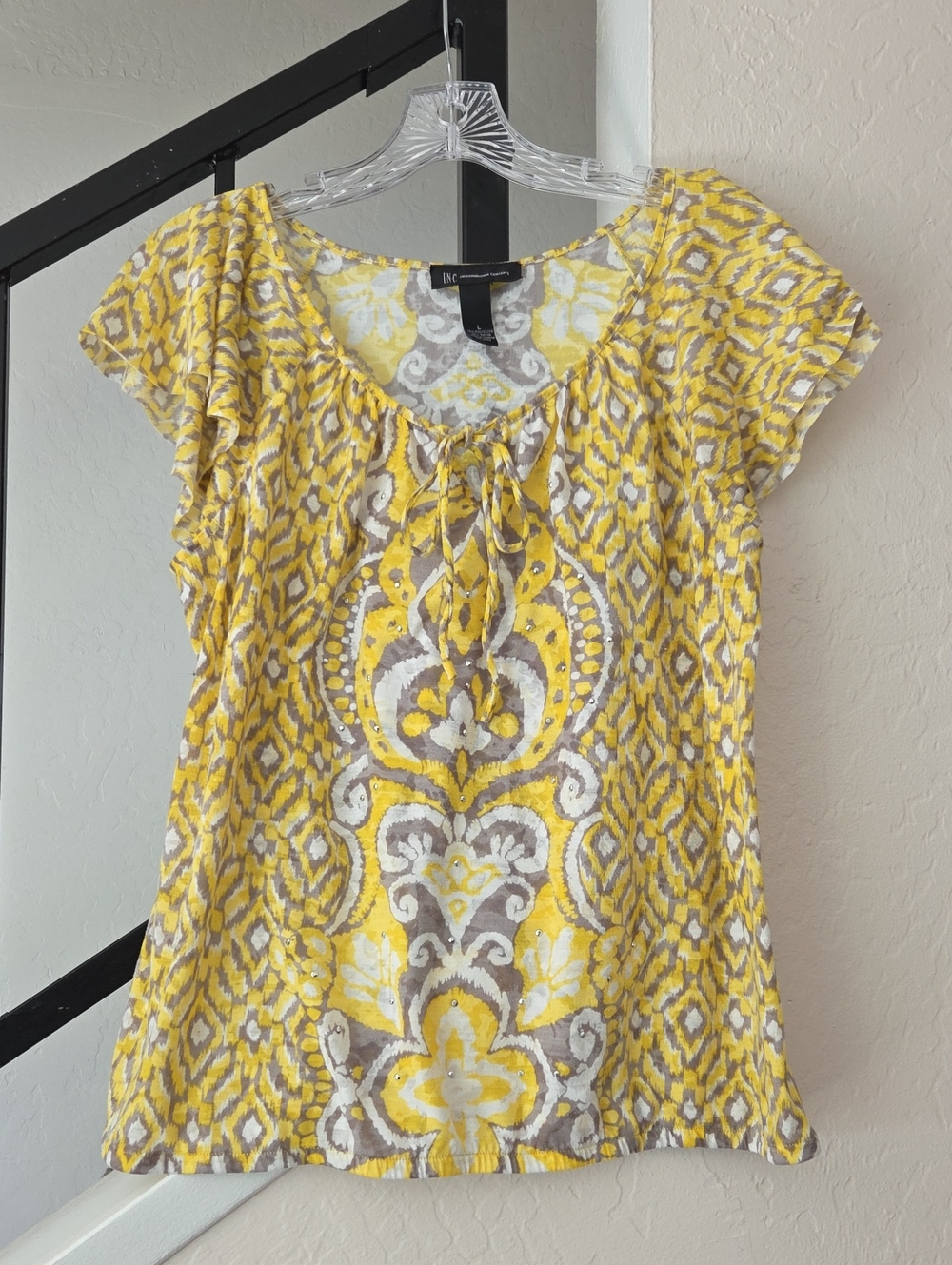 Yellow Patterned Short-Sleeve Women’s Top